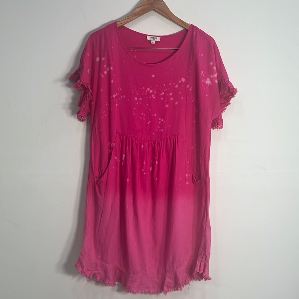 Umgee Babydoll Mini Dress Size M Linen Blend Raw Hem Pockets Pink Tie dye Boho